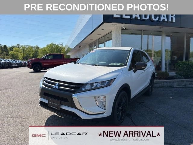 2019 Mitsubishi Eclipse Cross LE S-AWC's photo