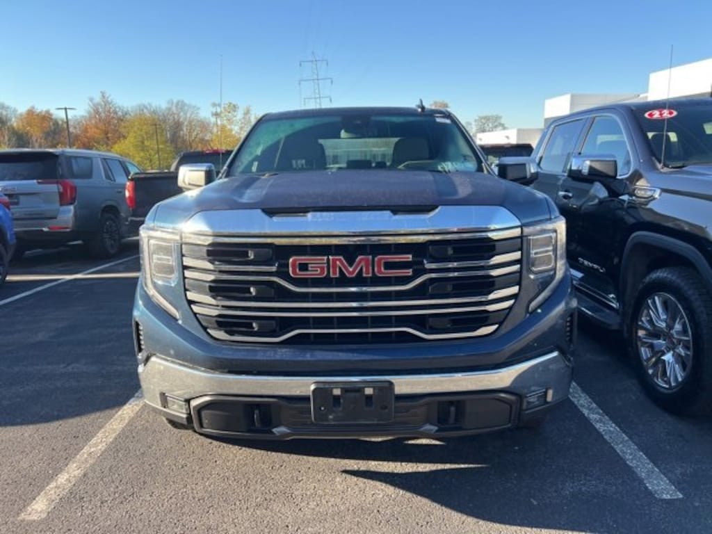 Used 2022 GMC Sierra 1500 SLT Truck