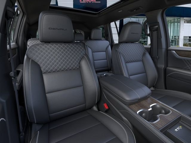 2026 GMC Acadia Denali - Photo 16