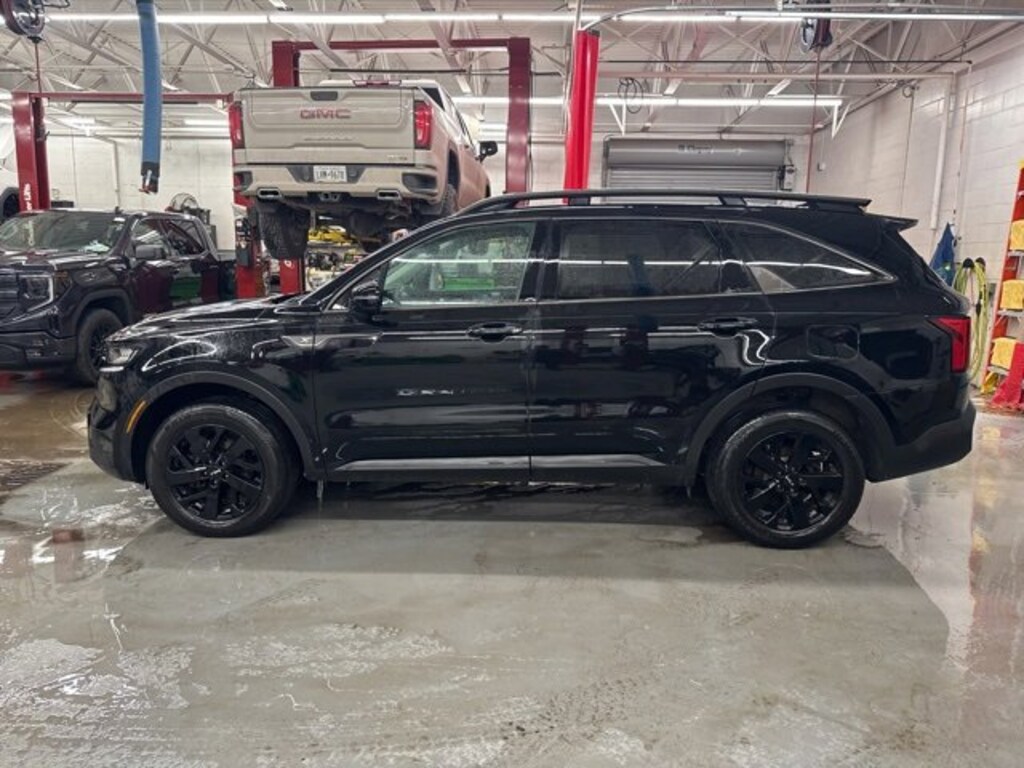 Used 2023 Kia Sorento X-Line S SUV