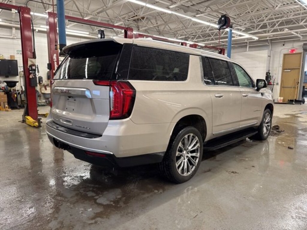 Used 2023 GMC Yukon XL Denali SUV