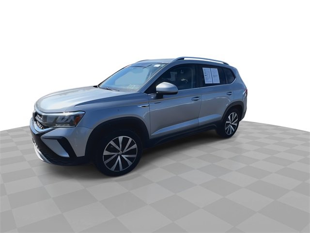 2022 Volkswagen Taos SE photo 4