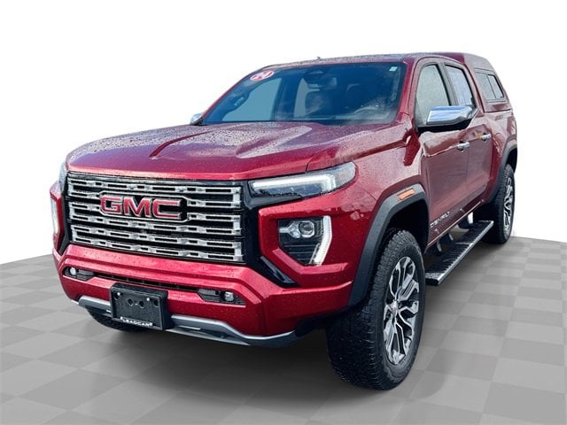 2024 GMC Canyon Denali Truck
