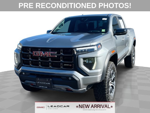 2023 GMC Canyon 4WD AT4 Truck