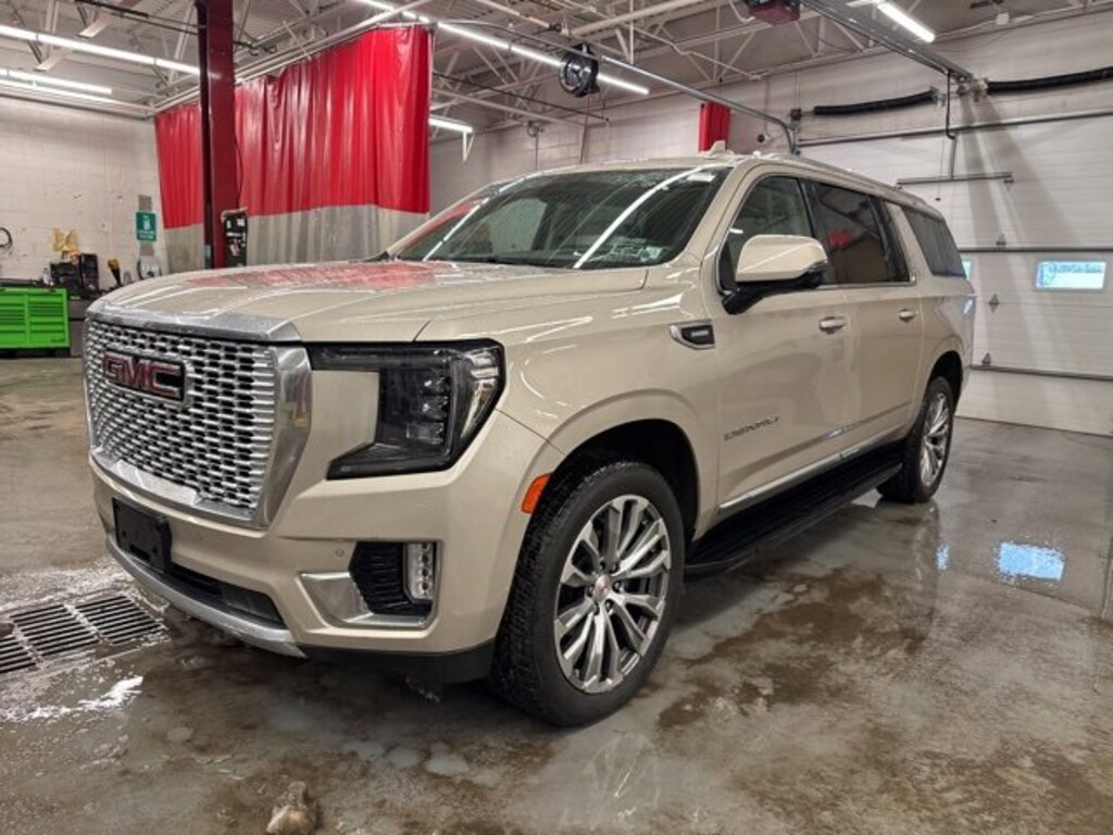 Used 2023 GMC Yukon XL Denali SUV