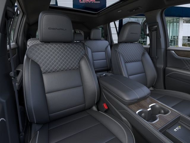 2026 GMC Acadia Denali - Photo 16