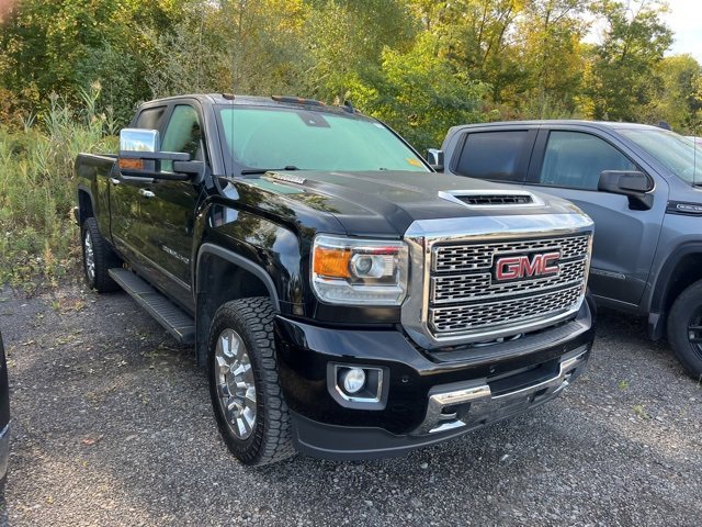 2019 Gmc Sierra 2500 HD Denali photo 3