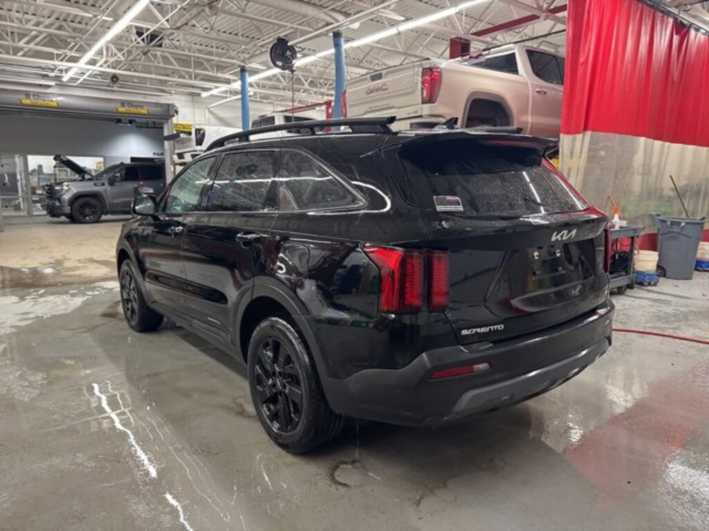 Used 2023 Kia Sorento X-Line S SUV
