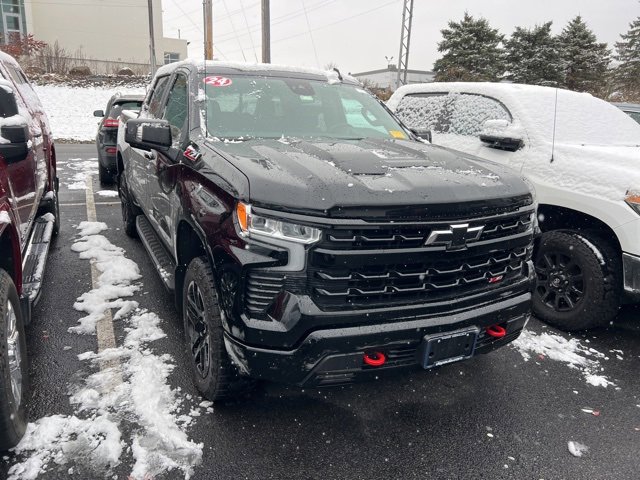 2024 Chevrolet Silverado 1500 LT Trail Boss photo 2