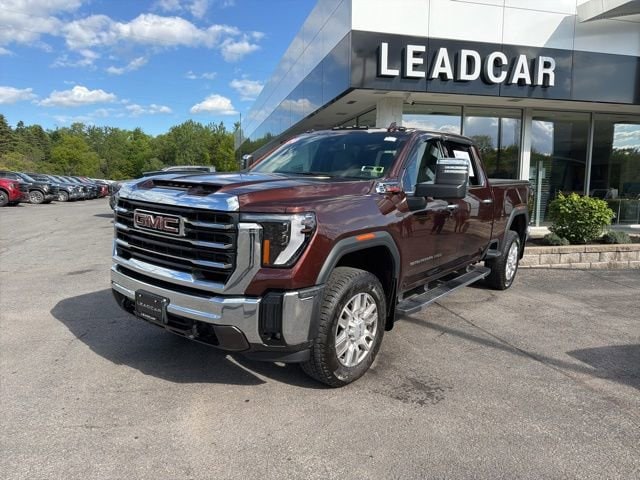 2024 GMC Sierra 4WD Crew Cab Long Box SLT's photo