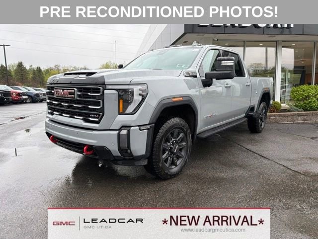 2024 GMC Sierra 4WD Crew Cab Standard Box AT4's photo