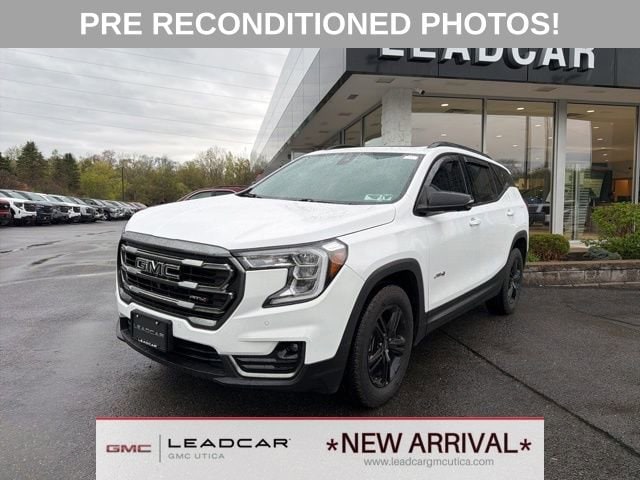 2023 GMC Terrain AT4 AWD's photo