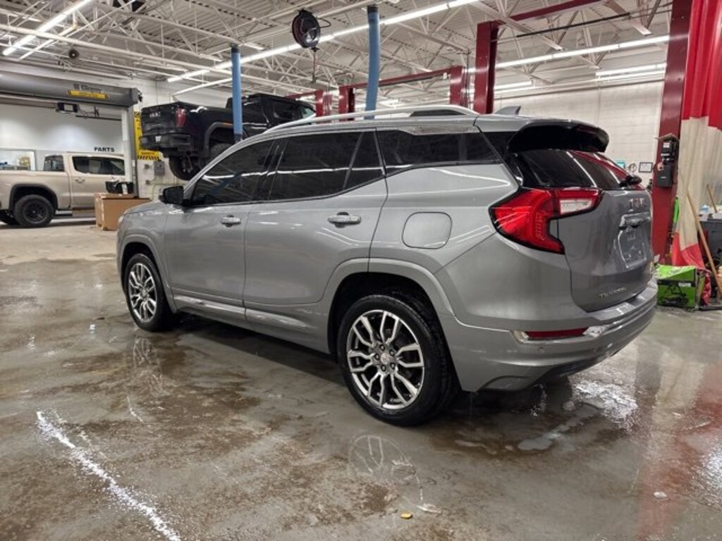 Used 2024 GMC Terrain Denali SUV