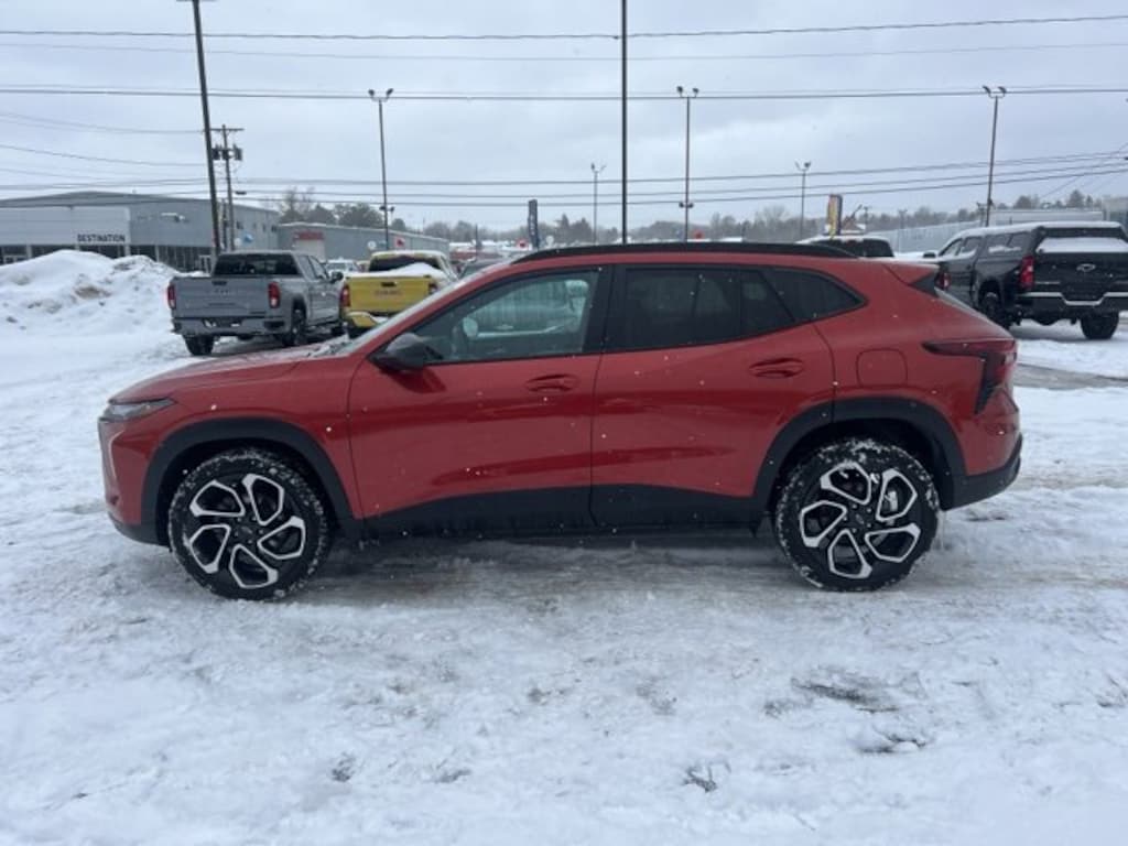 Used 2024 Chevrolet Trax 2RS SUV