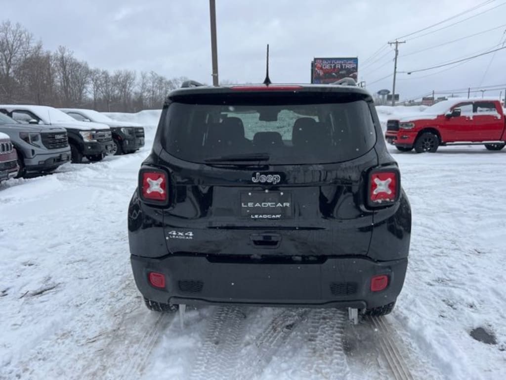 Used 2023 Jeep Renegade Latitude 4x4 SUV