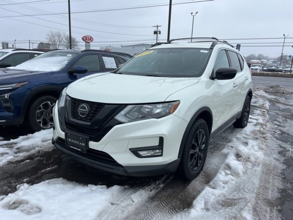 Used 2018 Nissan Rogue SV SUV