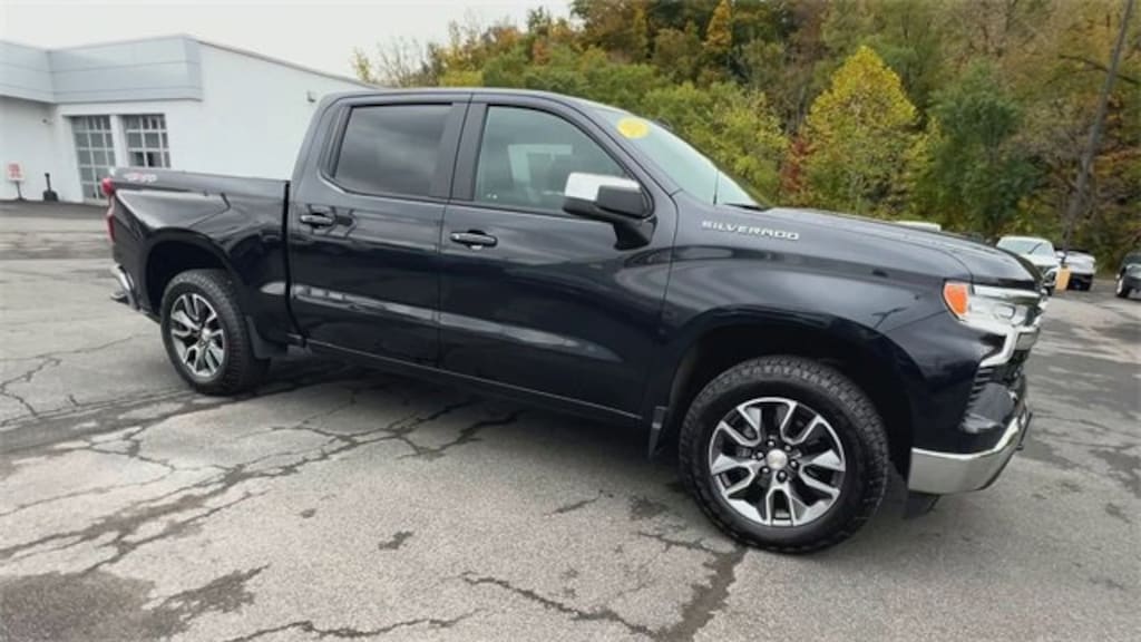 Used 2023 Chevrolet Silverado 1500 LT (2FL) Truck Crew Cab