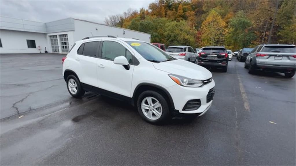 Used 2022 Chevrolet Trax LT SUV