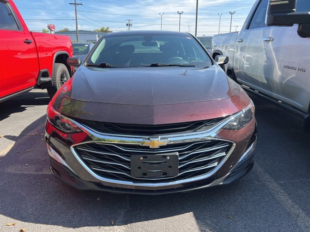 2020 Chevrolet Malibu LS photo 2