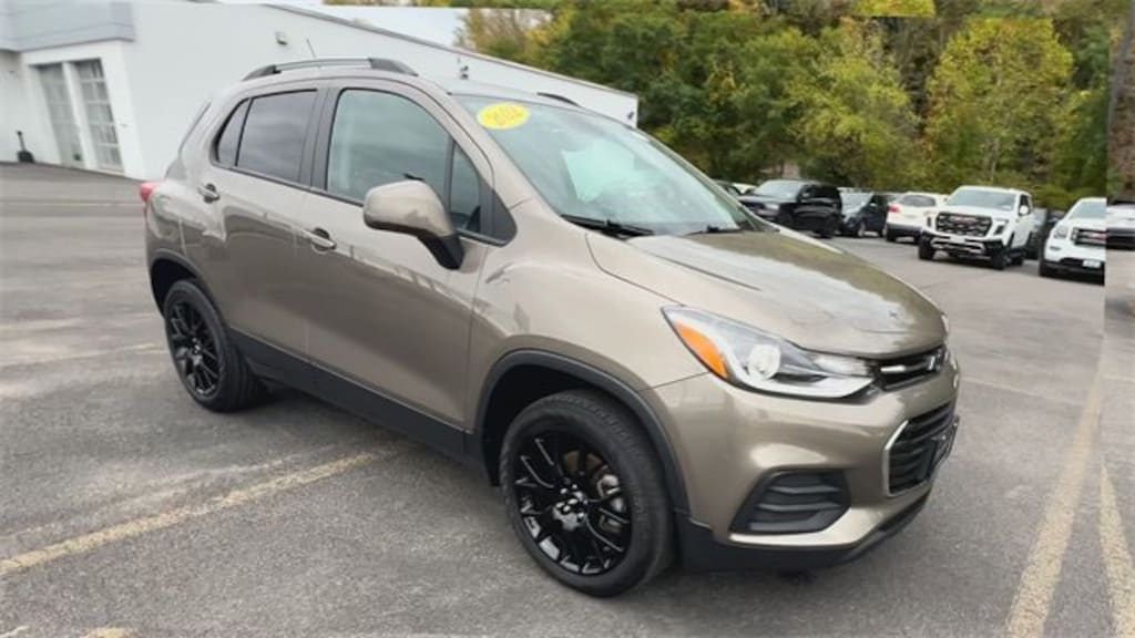 Used 2022 Chevrolet Trax LT SUV
