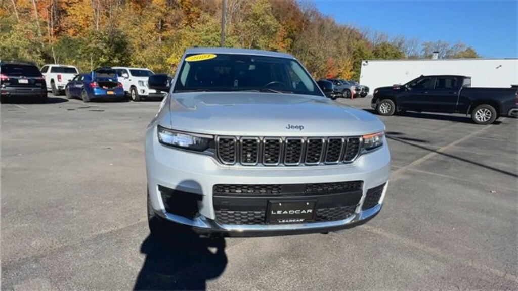 Used 2021 Jeep Grand Cherokee L Laredo 4x4 SUV