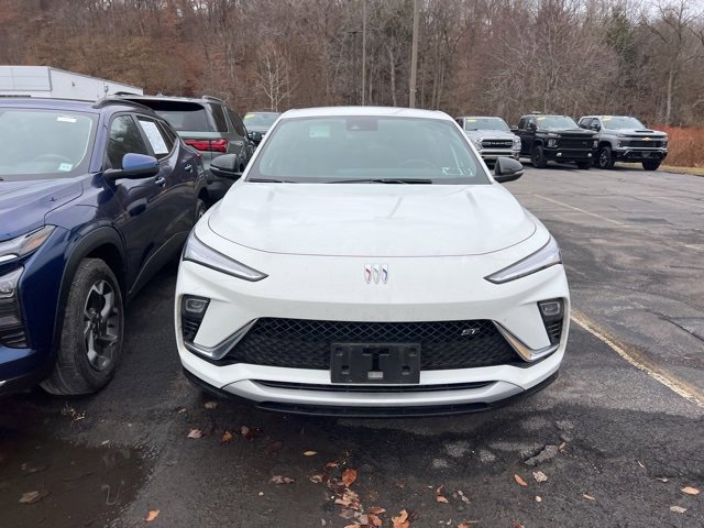 2024 Buick Envista ST photo 2