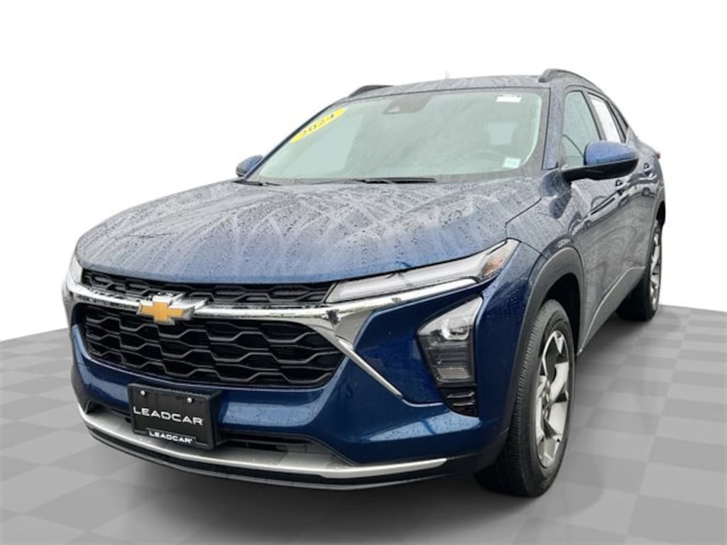 Used 2024 Chevrolet Trax LT SUV