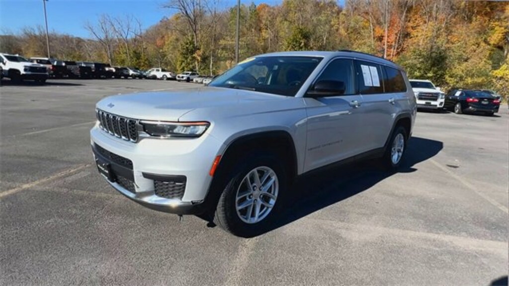 Used 2021 Jeep Grand Cherokee L Laredo 4x4 SUV