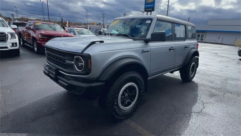 Used 2023 Ford Bronco Base SUV