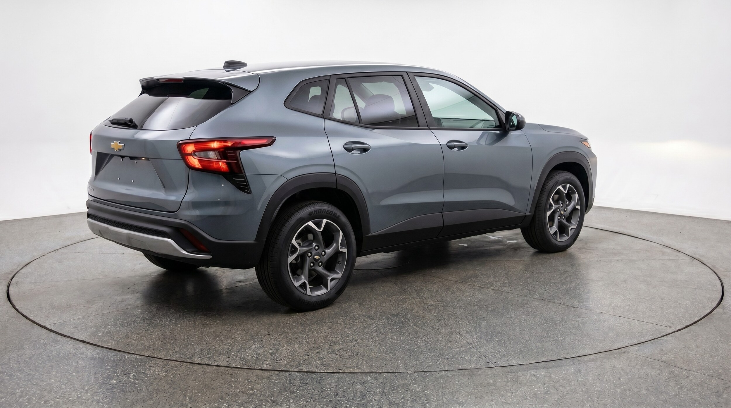 Thumbnail: 2025 Chevrolet Trax - 7