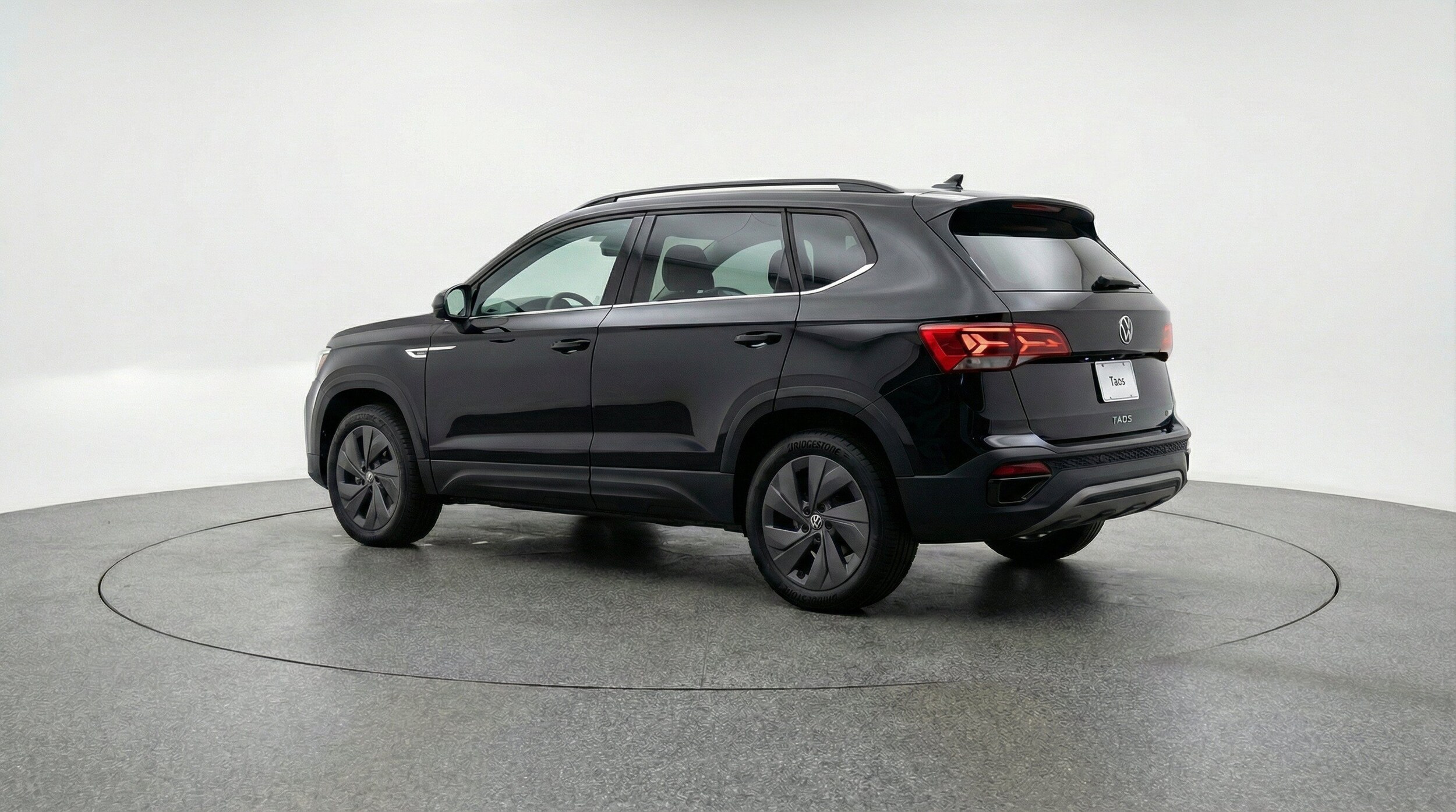 Thumbnail: 2026 Volkswagen Taos - 6