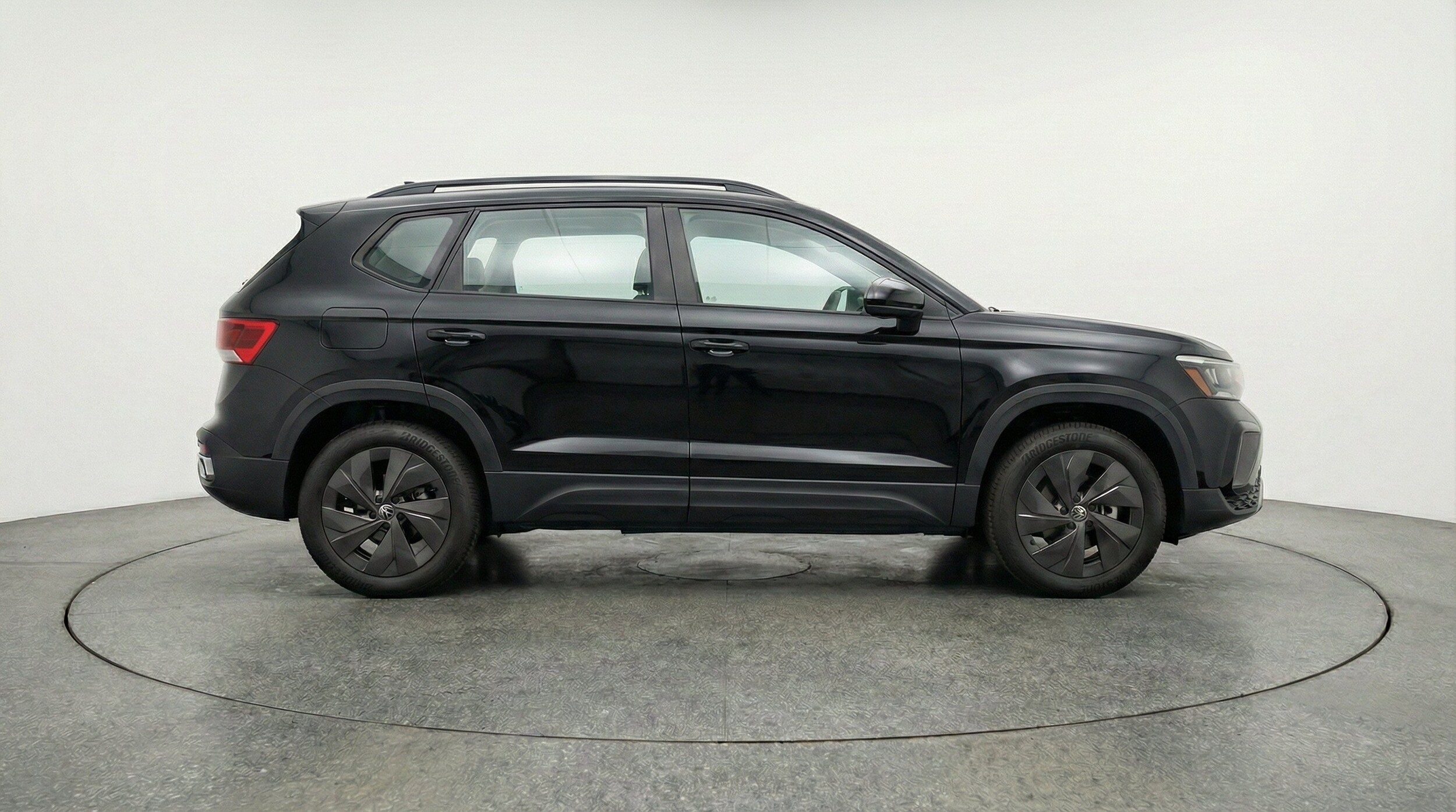 Thumbnail: 2026 Volkswagen Taos - 11