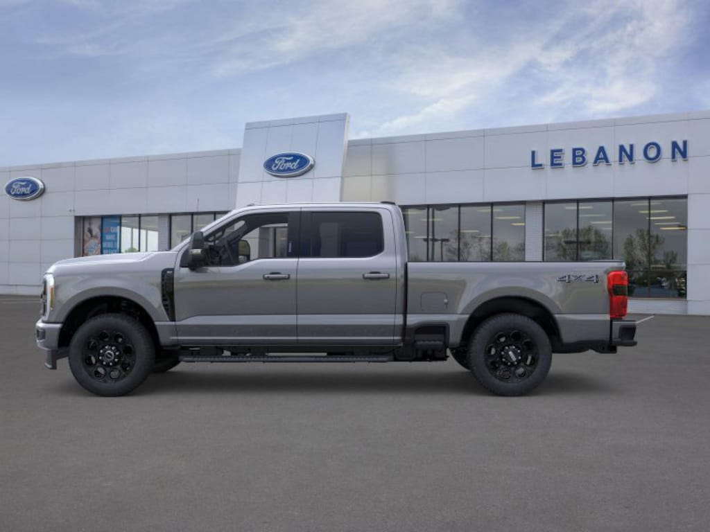 New 2026 Ford F-250 XLT Truck Crew Cab