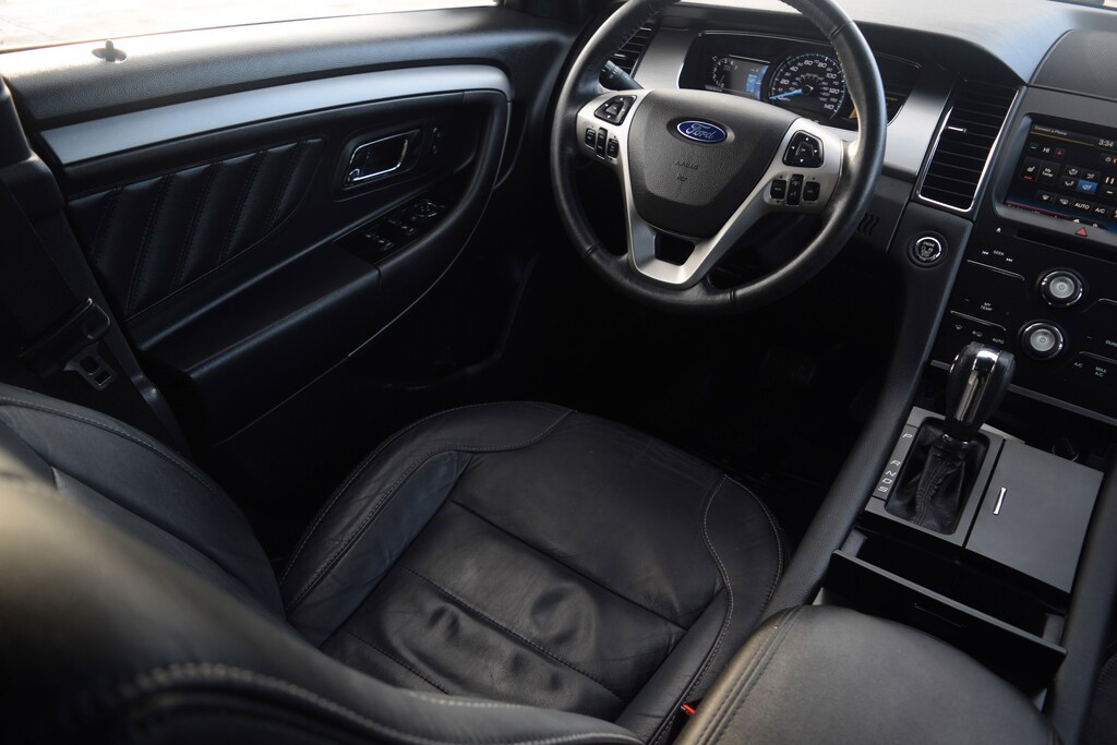 Used 2015 Ford Taurus SEL Sedan