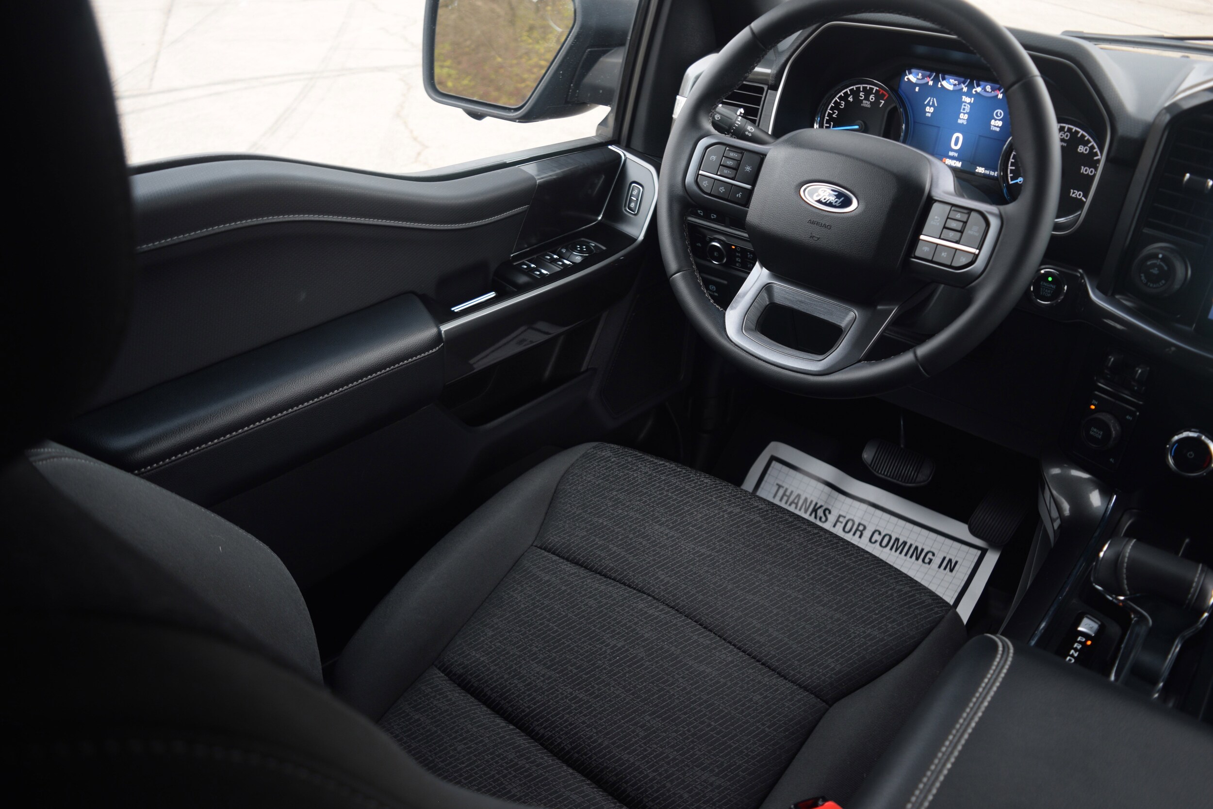 2022 Ford F-150 XLT photo 2