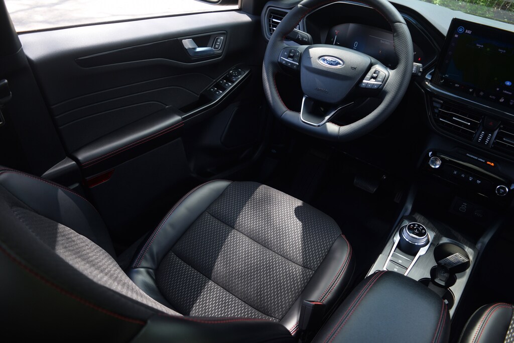 Used 2025 Ford Escape ST-Line SUV