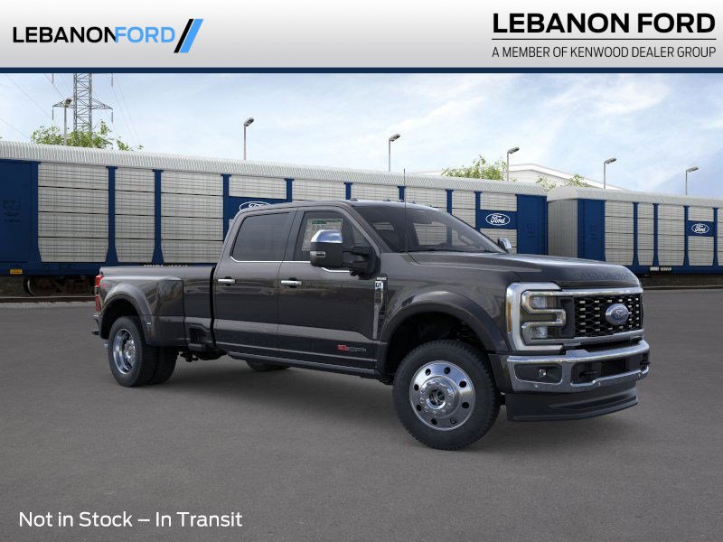 2026 Ford F-450 Super Duty King Ranch's photo