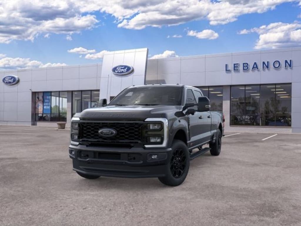 New 2026 Ford F-250SD Lariat Truck Crew Cab