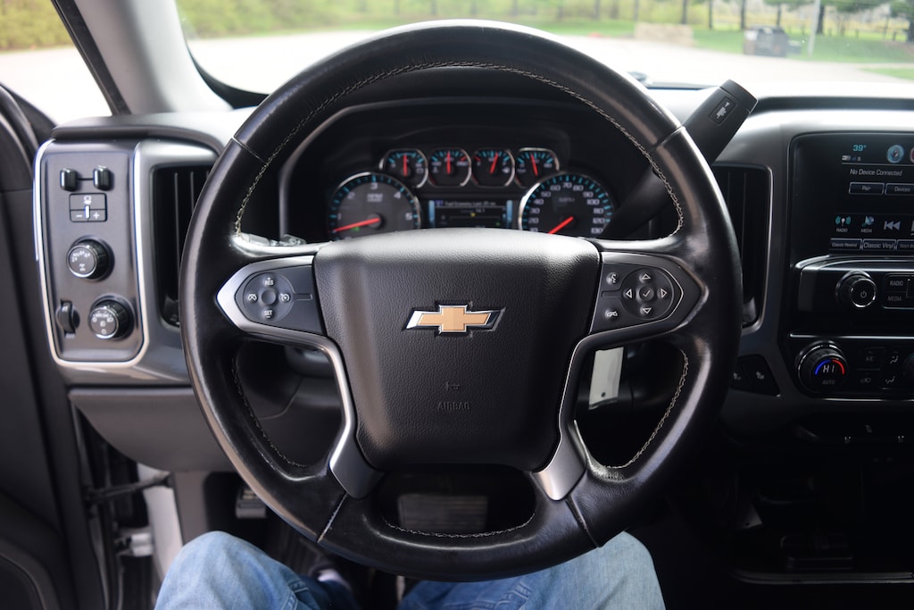 Used 2018 Chevrolet Silverado 1500 LT w/1LT Truck Crew Cab