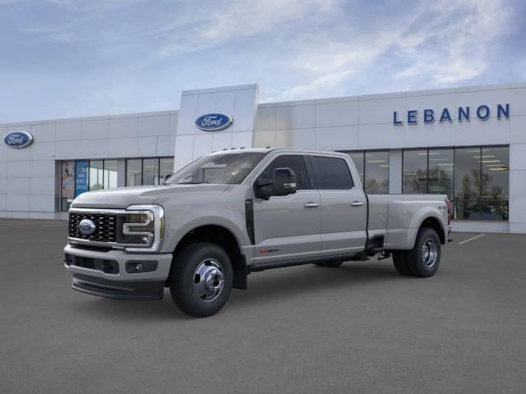 New 2026 Ford F-350SD Platinum Truck Crew Cab