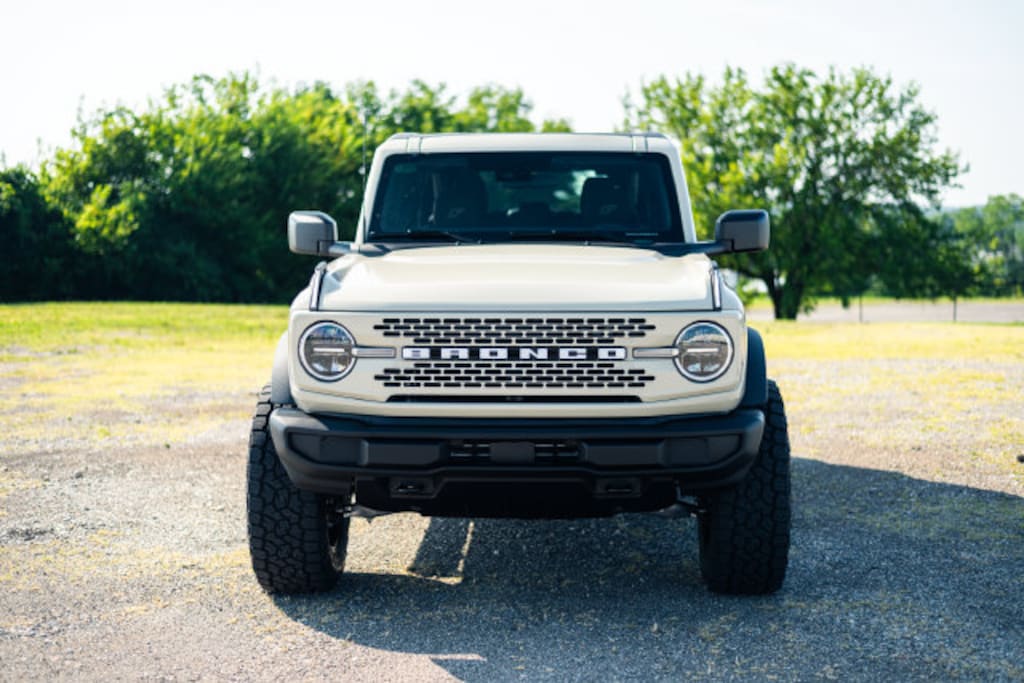 New 2026 Ford Bronco Base SUV