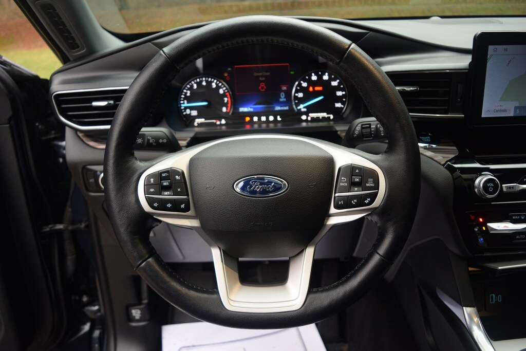 Used 2023 Ford Explorer Limited SUV