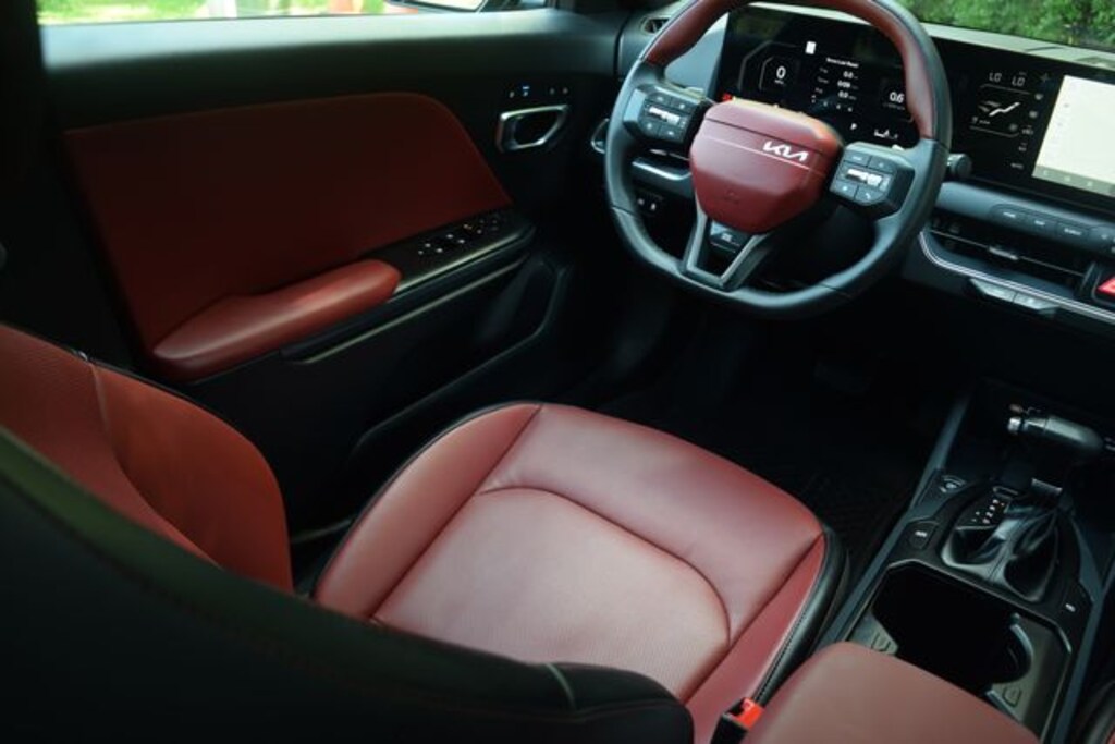 Used 2025 Kia K4 GT-Line Sedan