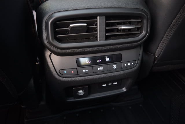 2025 Honda Pilot TrailSport - Photo 20
