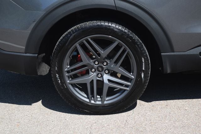 2025 Ford Explorer ST-LINE - Photo 28