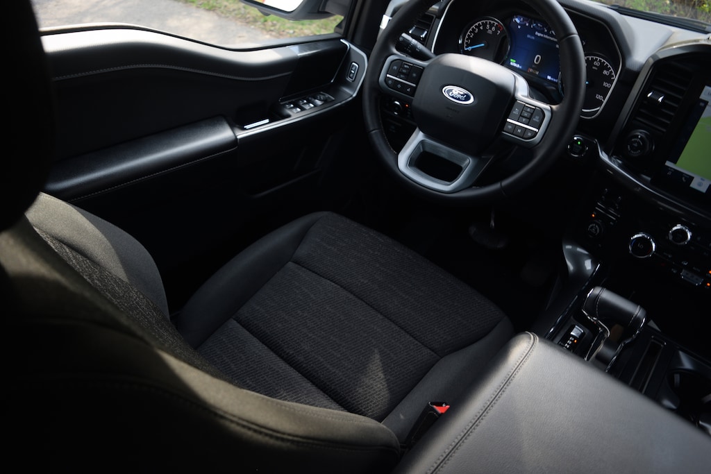 Used 2023 Ford F-150 XLT Truck SuperCrew Cab