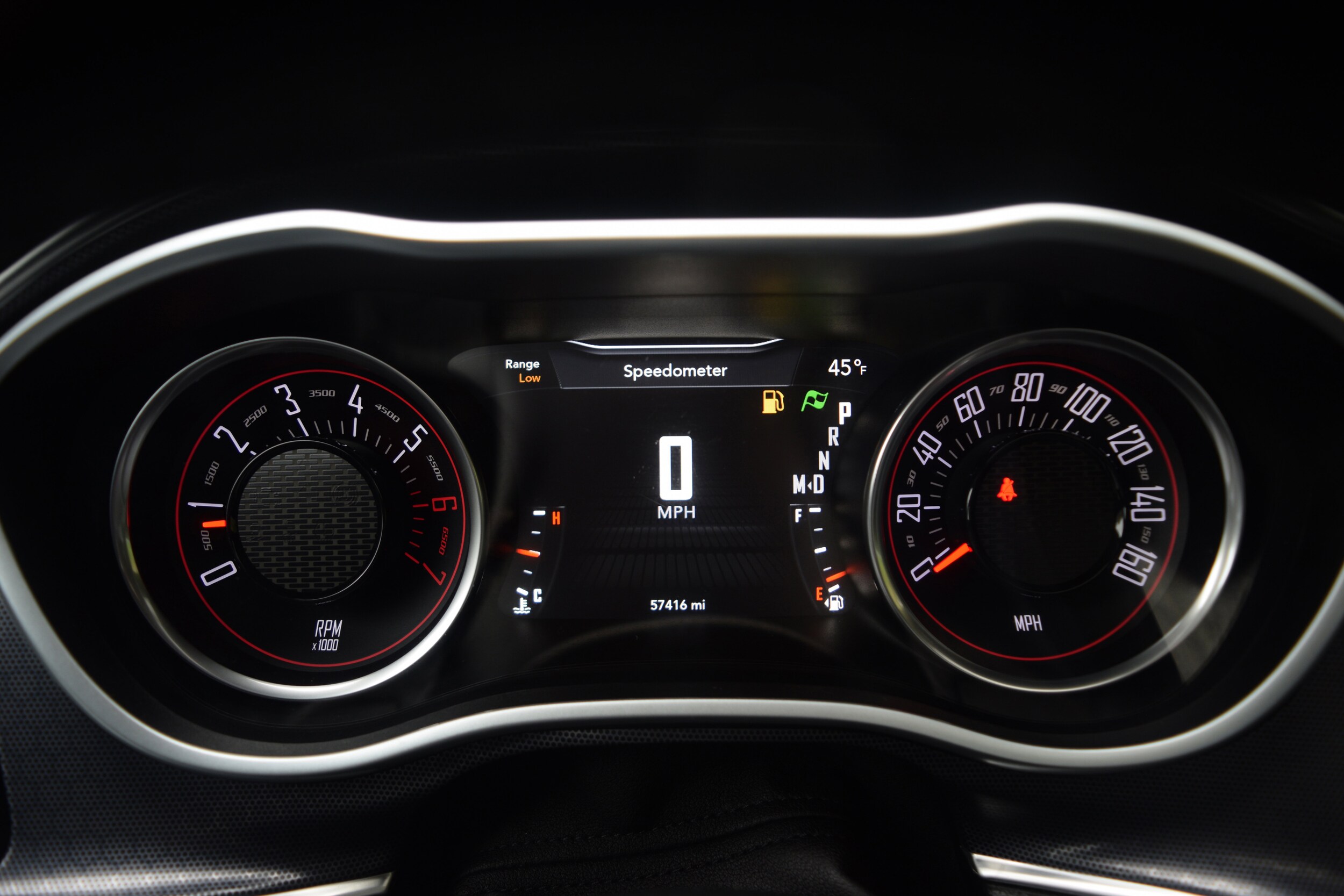 2016 Dodge Challenger R/T Plus photo 3