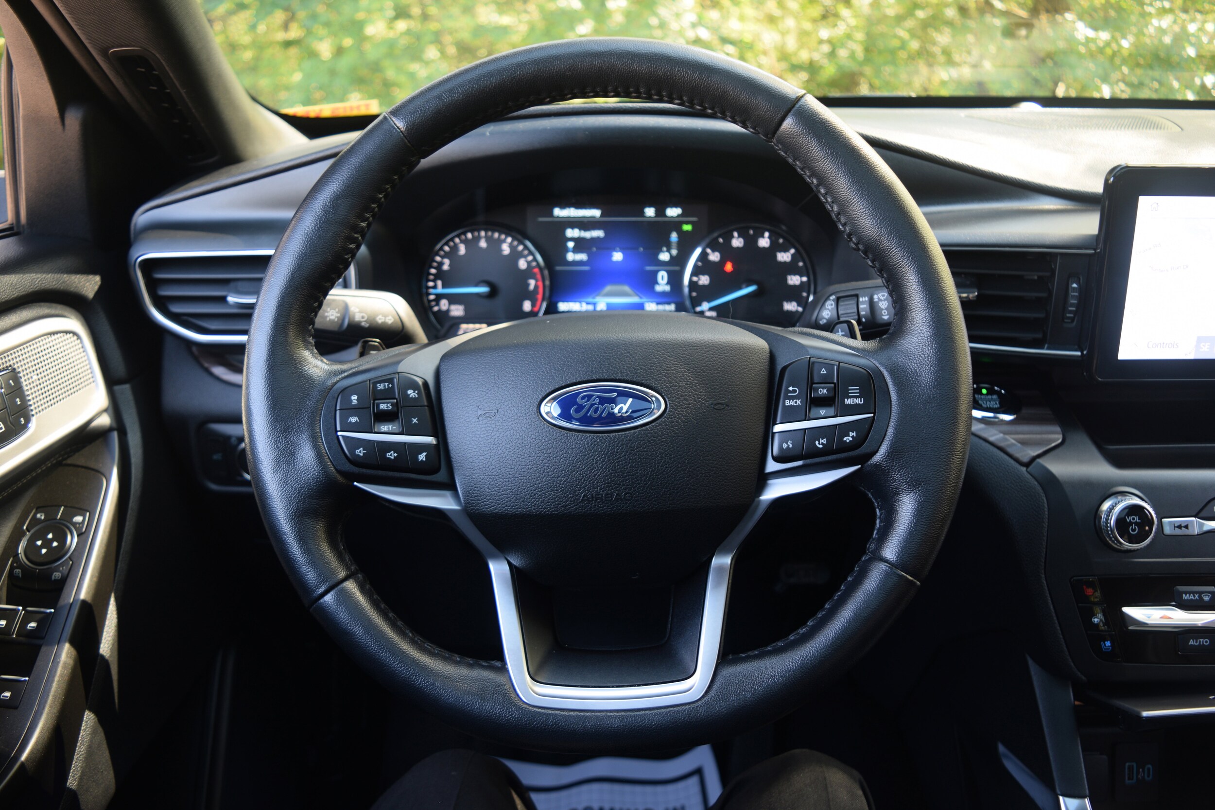 2020 Ford Explorer Limited photo 3