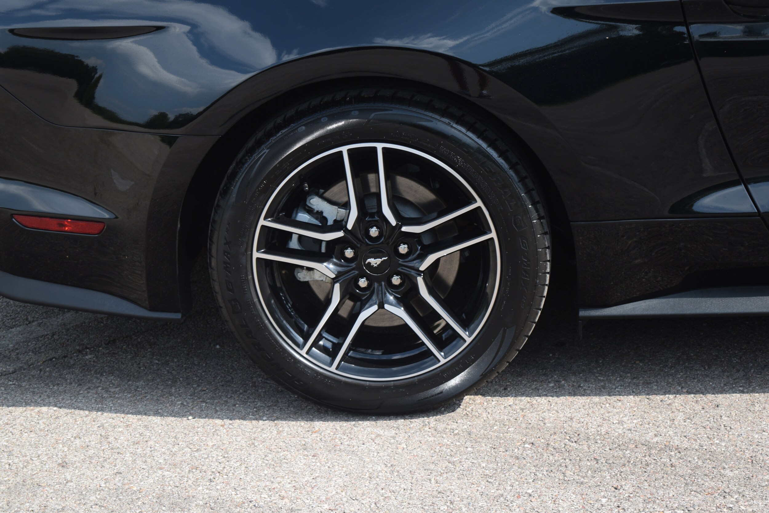 2023 Ford Mustang GT Premium Convertible photo 3