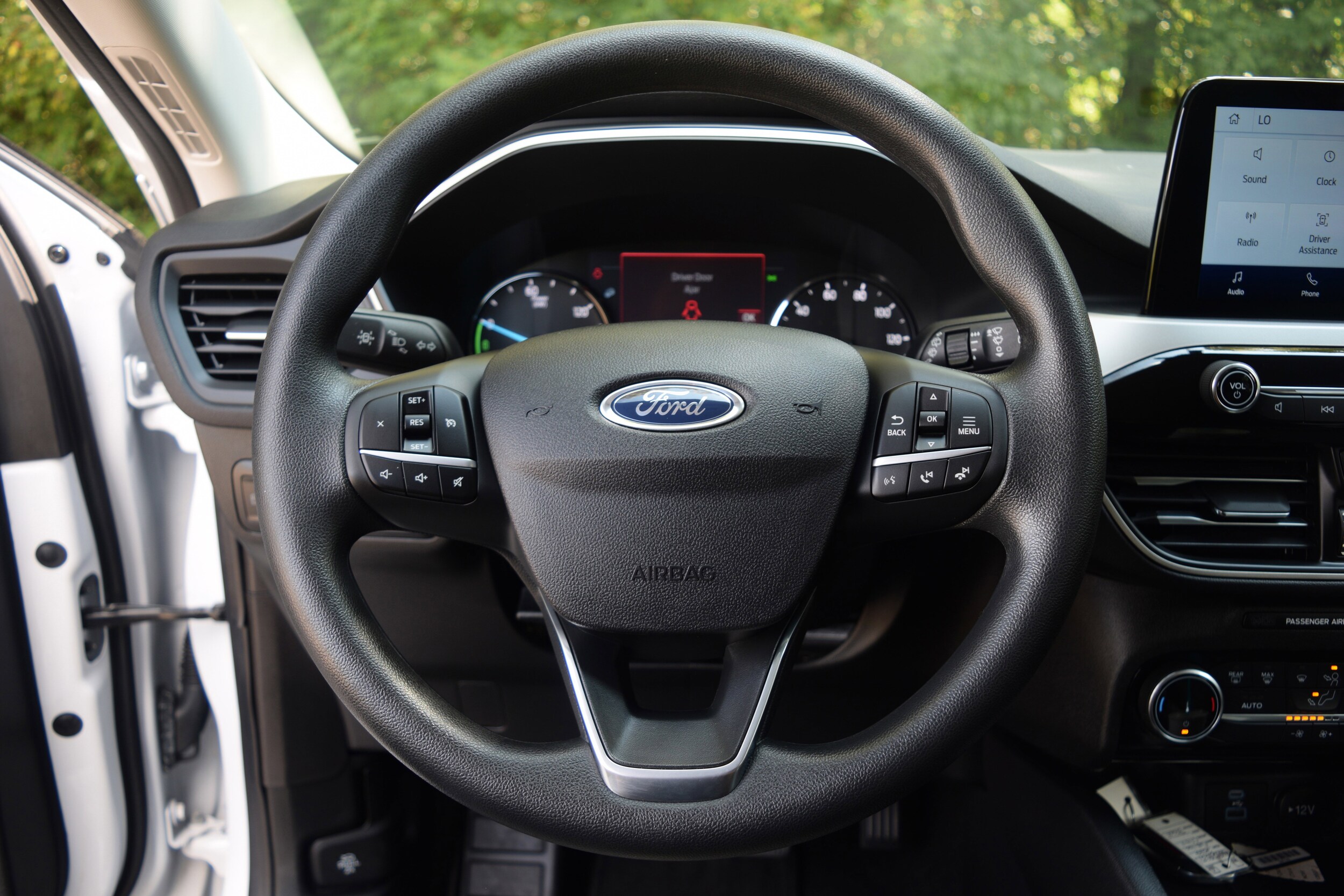 2022 Ford Escape SE Hybrid photo 4